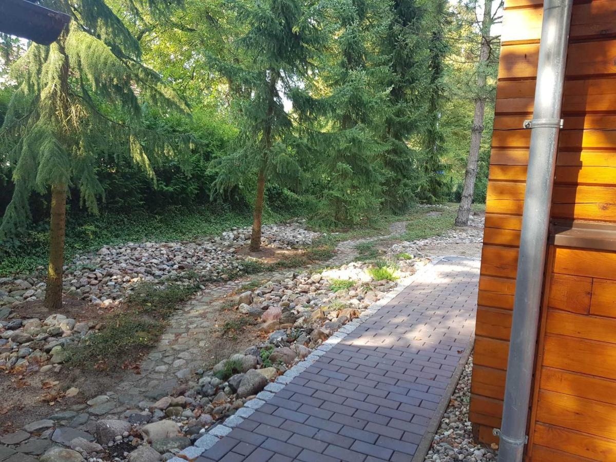 Blockhaus Canow Mit Fahrraedern Экстерьер фото